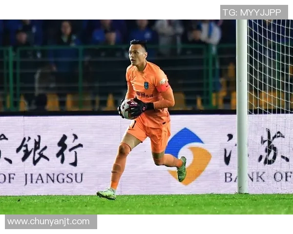 足球明星长情瞬间高清大图展现他们的热爱与奉献精神 足球明星长情瞬间高清大图展现他们的热爱与奉献精神