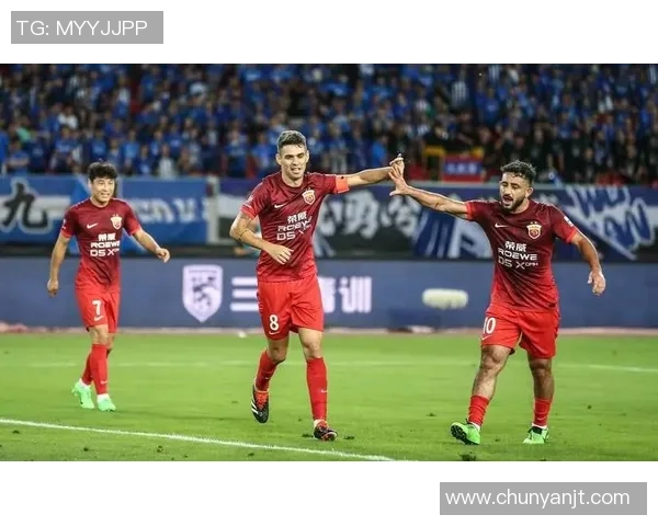 双子座足球明星的魅力与才华解析他们如何在绿茵场上闪耀光芒