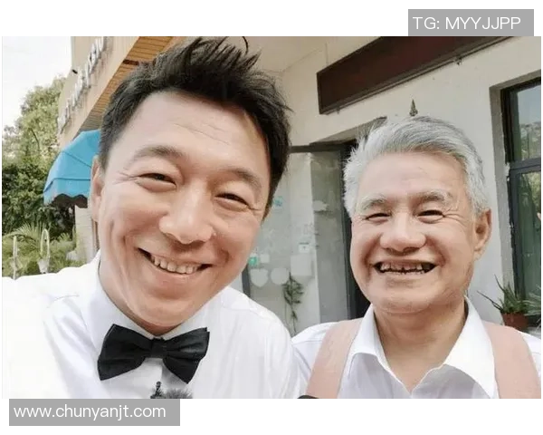 足球明星黄渤的成长历程与辉煌成就全解析